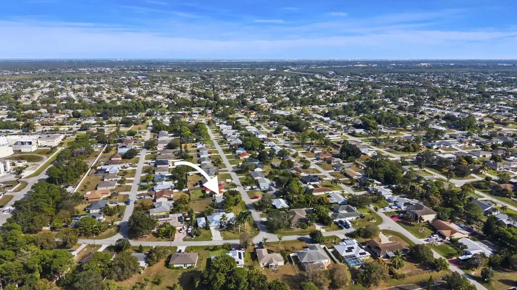 307 SE Husted Terrace Port St Lucie FL 34983