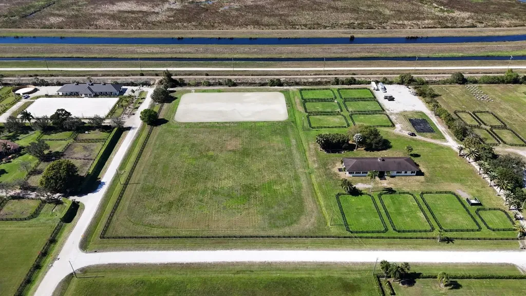 2265 Cotton Tail Drive Wellington FL 33470