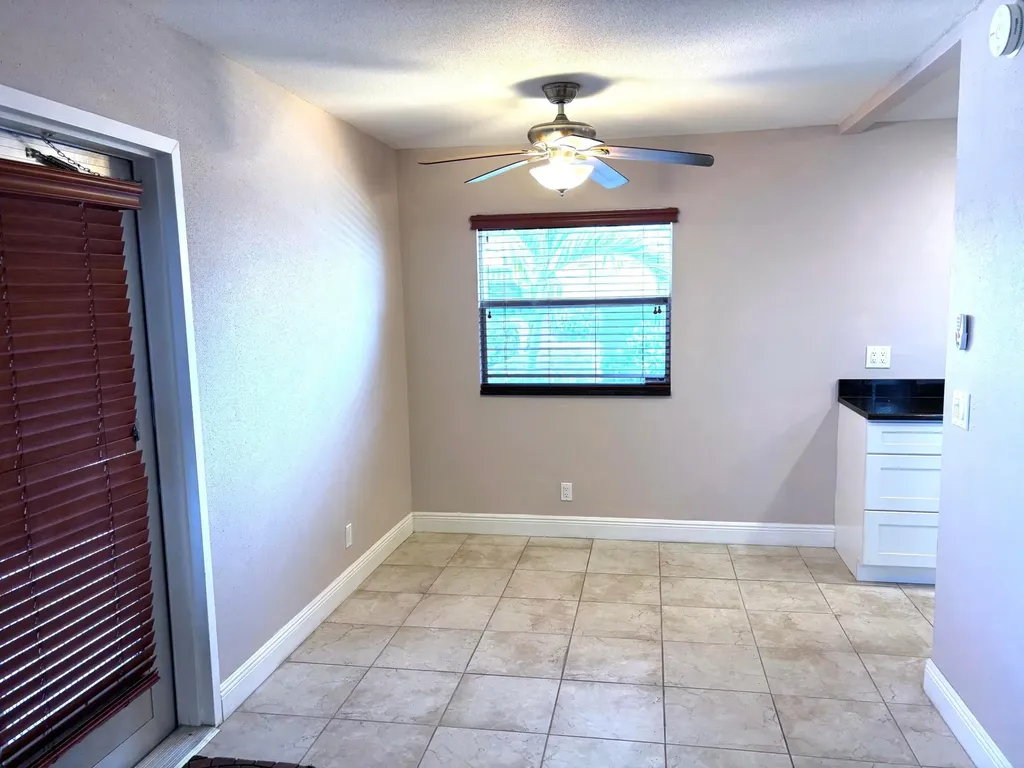 185 Valencia H Delray Beach FL 33446