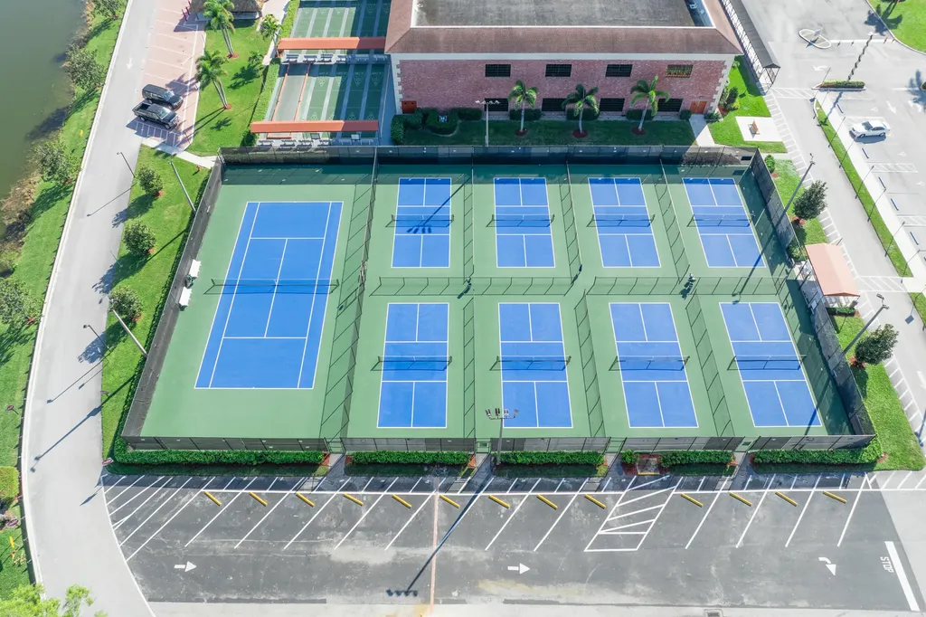 1018 Guildford A Boca Raton FL 33434