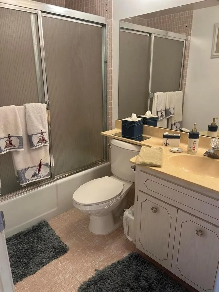 20 Yacht Club Drive North Palm Beach FL 33408