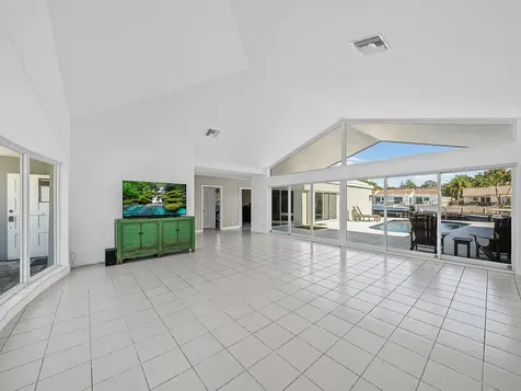 830 Cypress Way Boca Raton FL 33486