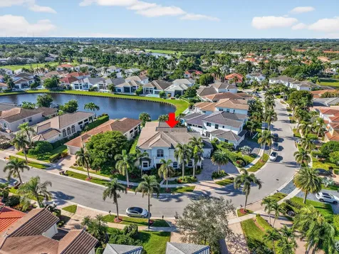 4170 NW Briarcliff Circle Boca Raton FL 33496