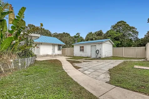 2980 Admiral Street Fort Pierce FL 34982