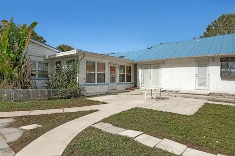 2980 Admiral Street Fort Pierce FL 34982