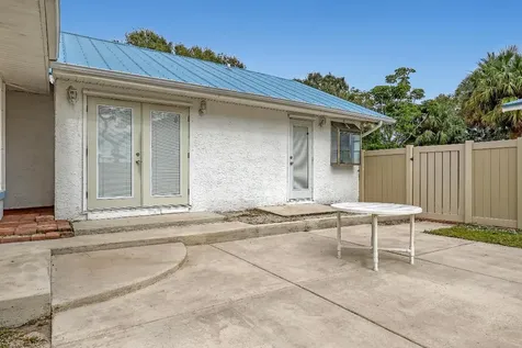 2980 Admiral Street Fort Pierce FL 34982