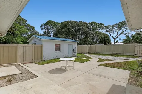 2980 Admiral Street Fort Pierce FL 34982