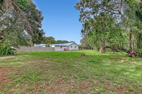 2980 Admiral Street Fort Pierce FL 34982