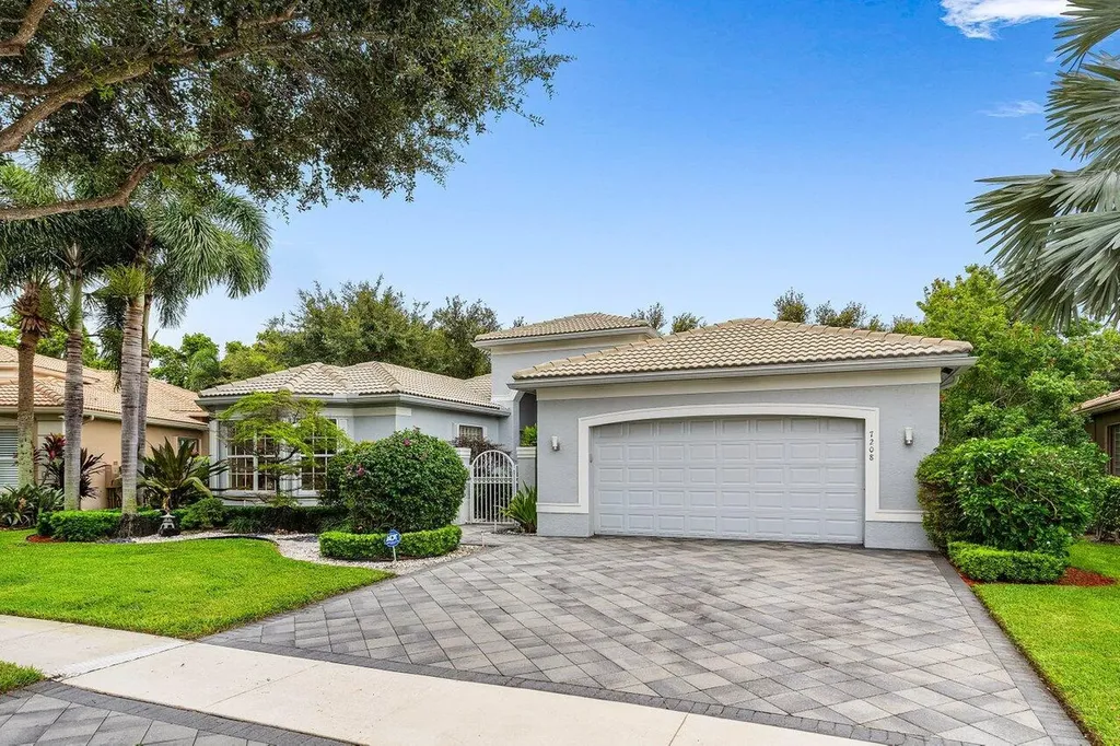 7208 Corning Circle Boynton Beach FL 33437