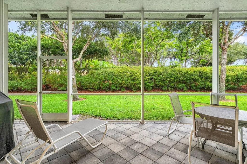 7208 Corning Circle Boynton Beach FL 33437