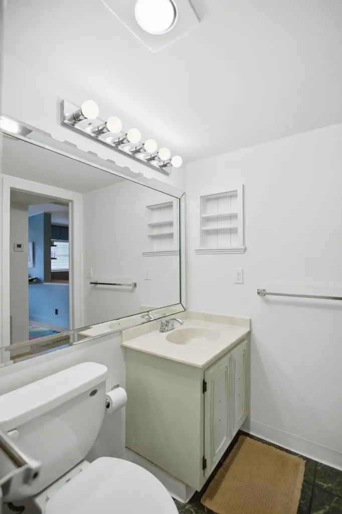 2600 SW 22nd Avenue Delray Beach FL 33445