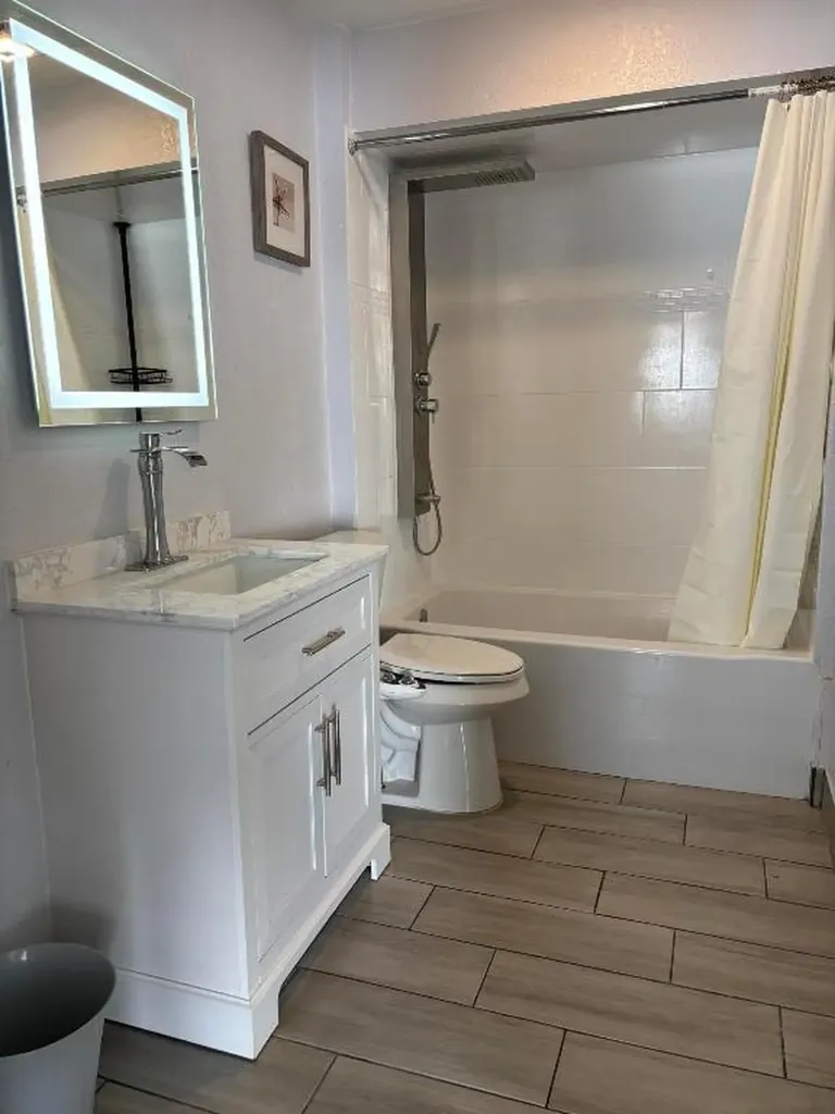 1105+1107 Amble Lane Clearwater FL 33755