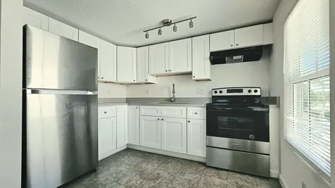 914 10th Street West Palm Beach FL 33401