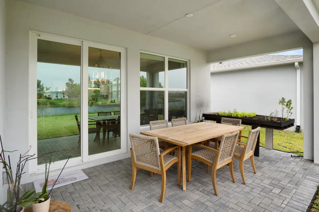12744 SW Eleanor Drive Port St Lucie FL 34987