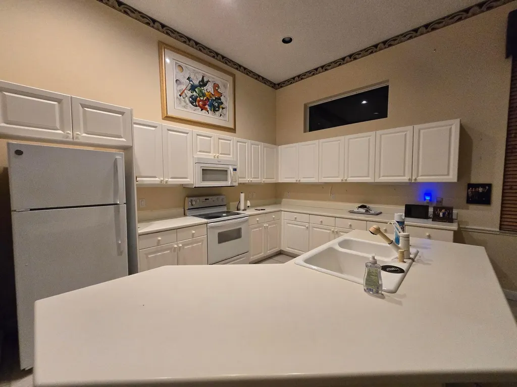 6846 Fairway Lakes Drive Boynton Beach FL 33472