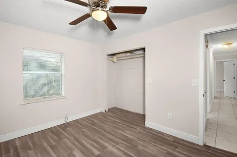 2652 Iroquois Avenue Fort Pierce FL 34946