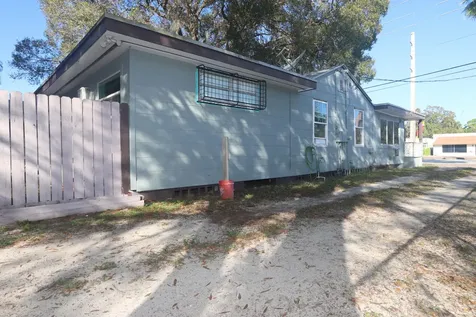 3325 Orange Avenue Fort Pierce FL 34947