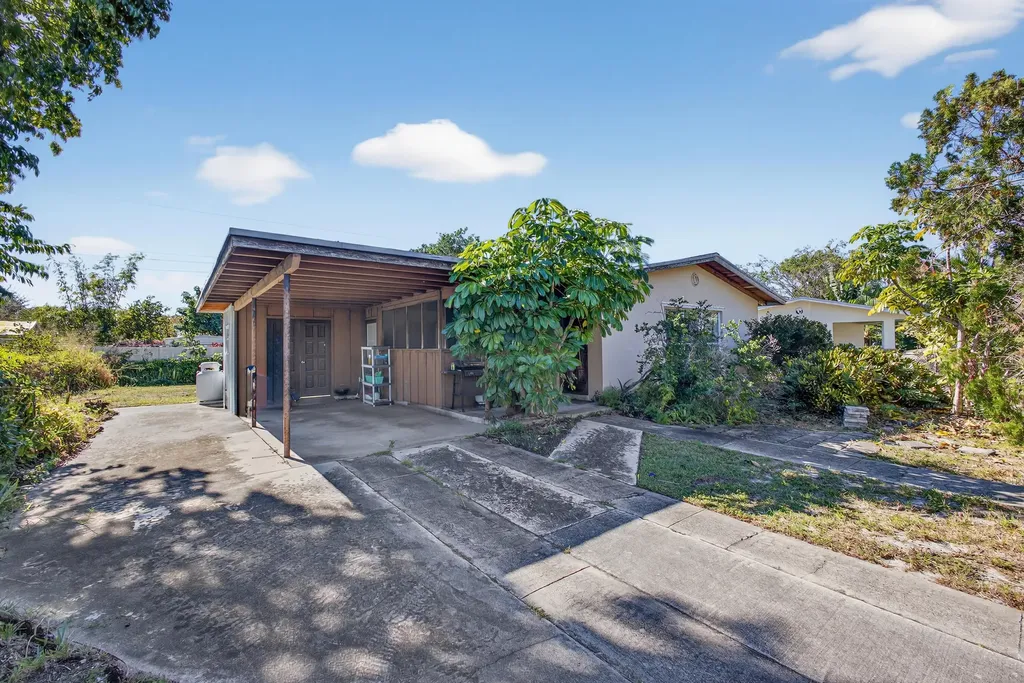 1212 Chickasaw Street Jupiter FL 33458