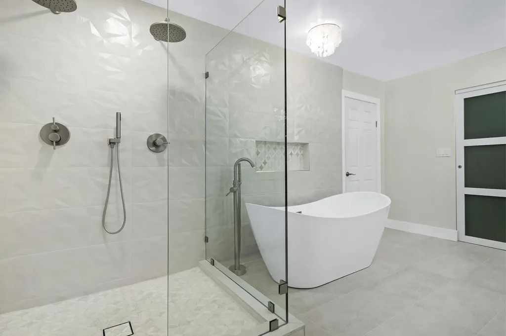 912 SE 8th Court Deerfield Beach FL 33441