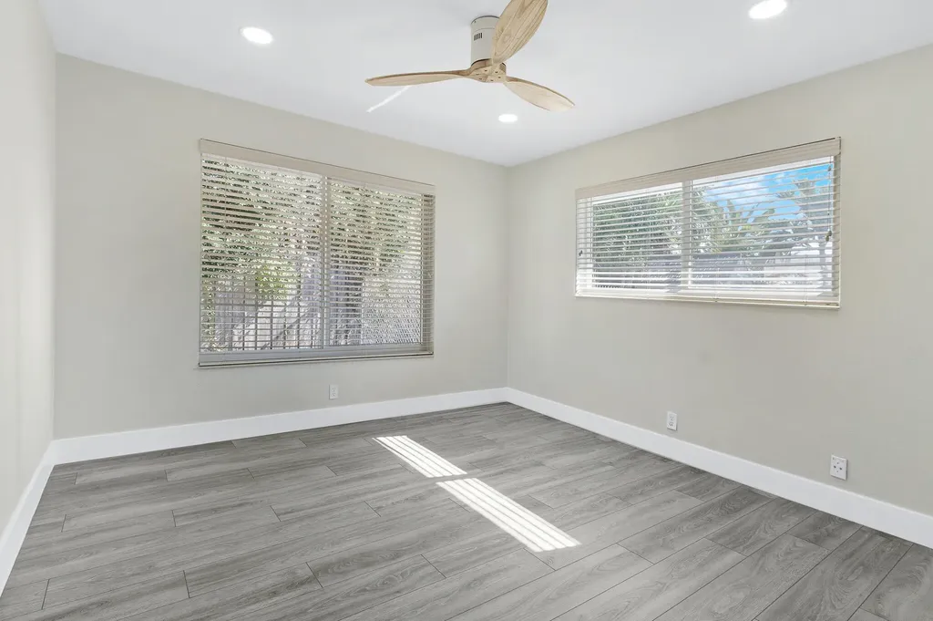 912 SE 8th Court Deerfield Beach FL 33441