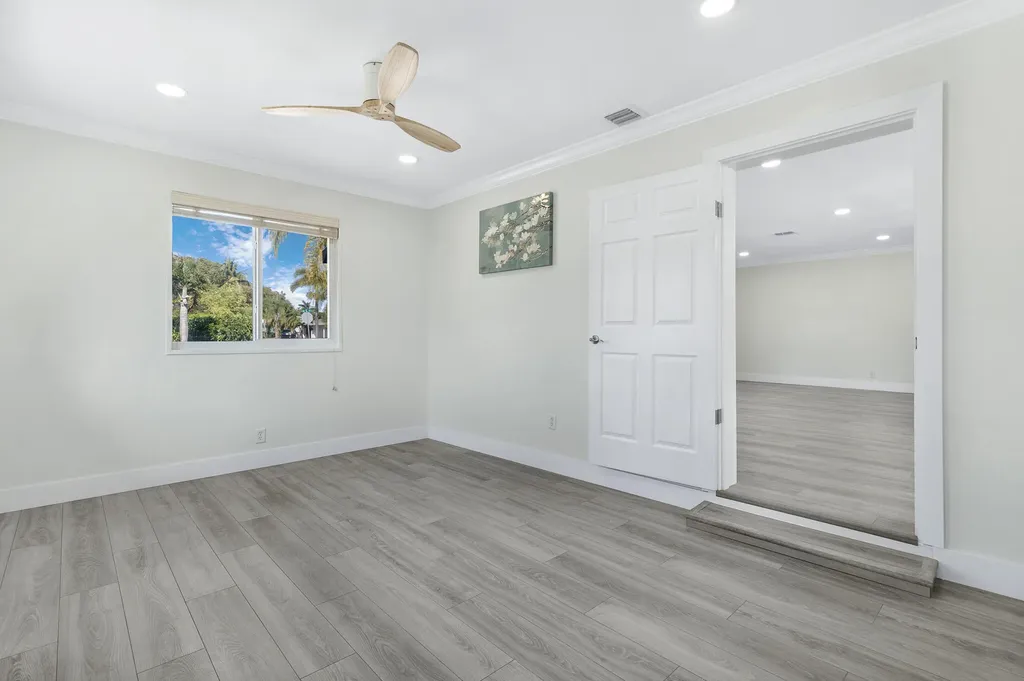 912 SE 8th Court Deerfield Beach FL 33441