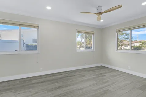 912 SE 8th Court Deerfield Beach FL 33441