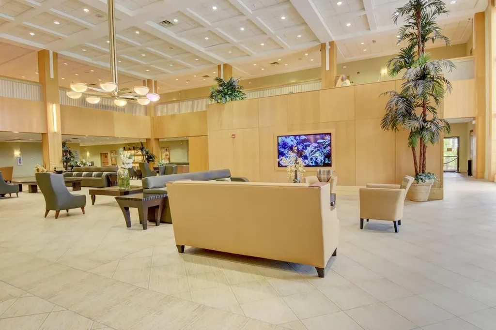 1080 Exeter E Boca Raton FL 33434