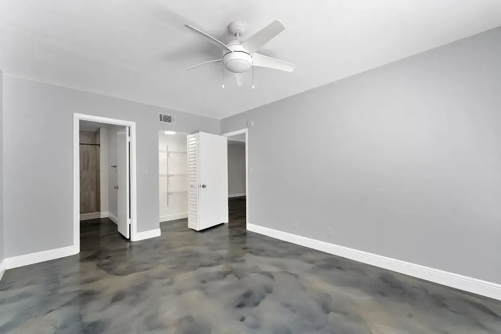 470 NW 20th Street Boca Raton FL 33431