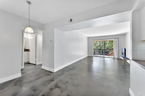 470 NW 20th Street Boca Raton FL 33431