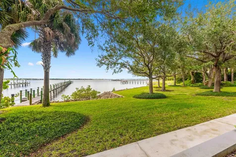 1924 NW Shore Terrace Stuart FL 34994