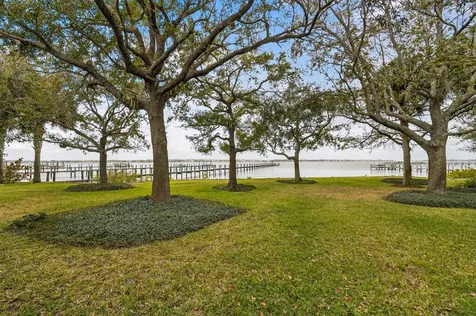 1924 NW Shore Terrace Stuart FL 34994