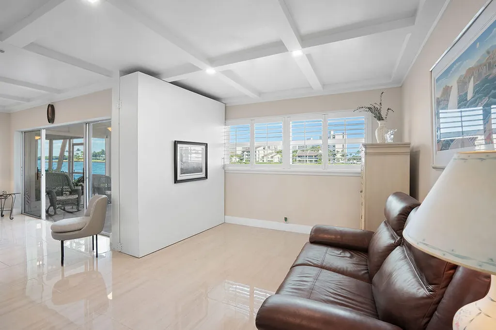 20 Yacht Club Drive North Palm Beach FL 33408
