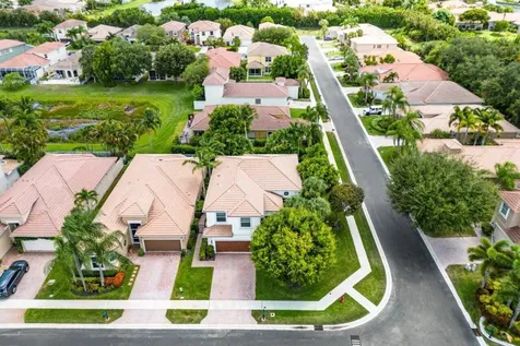 5642 Via De La Plata Circle Delray Beach FL 33484