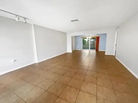 8900 NW 11th Street Pembroke Pines FL 33024