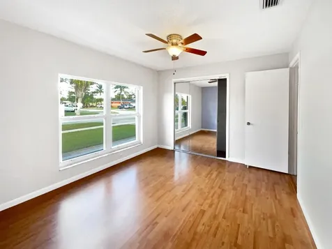 8900 NW 11th Street Pembroke Pines FL 33024