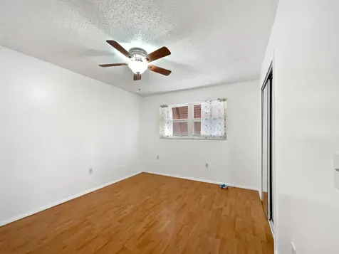 8900 NW 11th Street Pembroke Pines FL 33024
