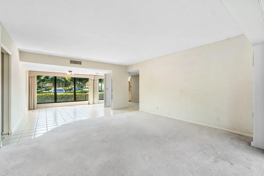 4663 Kittiwake Court Boynton Beach FL 33436