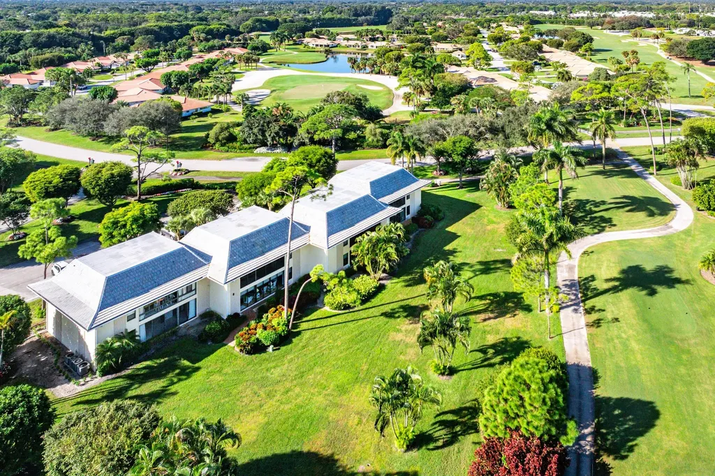 4663 Kittiwake Court Boynton Beach FL 33436