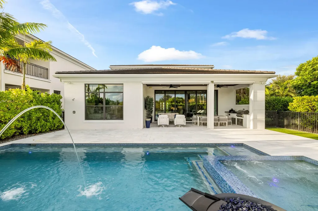5704 Gauguin Terrace Palm Beach Gardens FL 33418