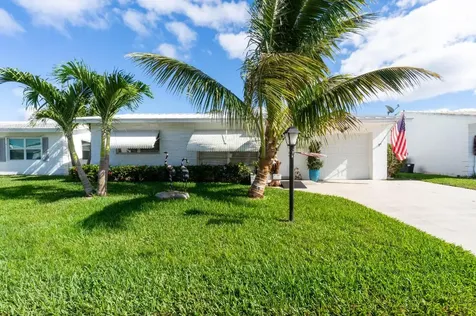 124 SW 14th Street Boynton Beach FL 33426