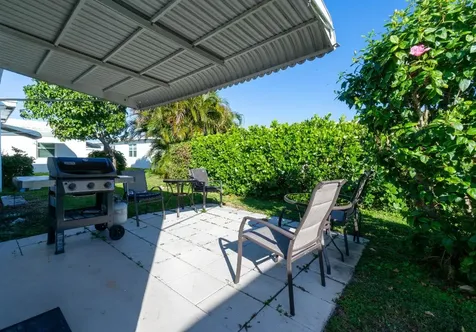 124 SW 14th Street Boynton Beach FL 33426