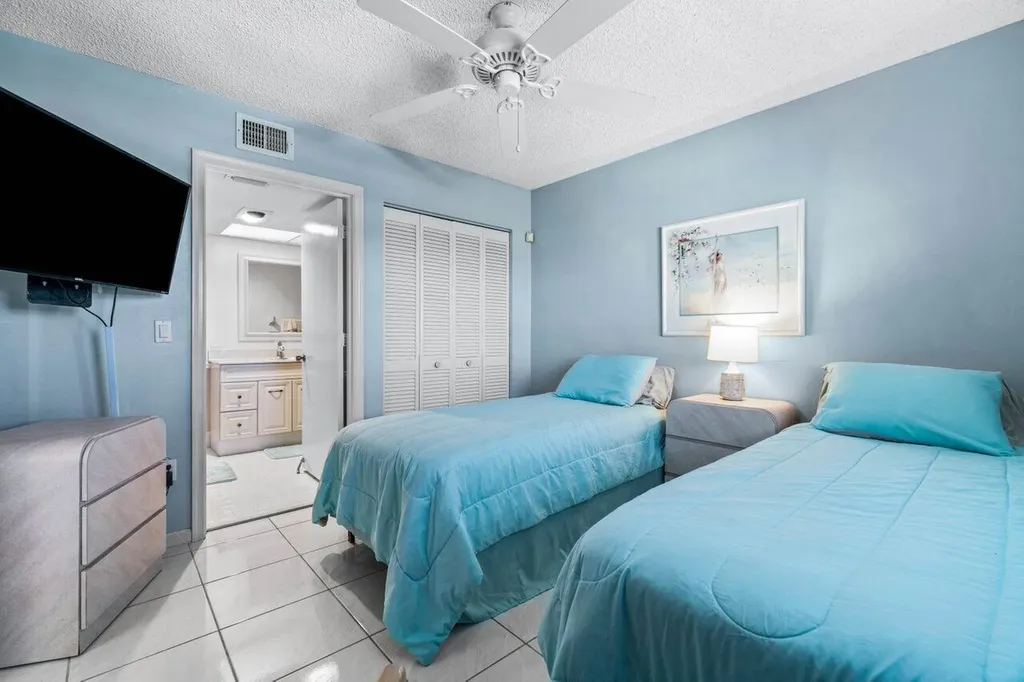 23345 Carolwood Lane Boca Raton FL 33428