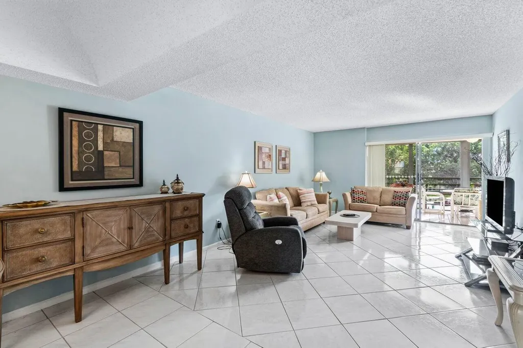 23345 Carolwood Lane Boca Raton FL 33428