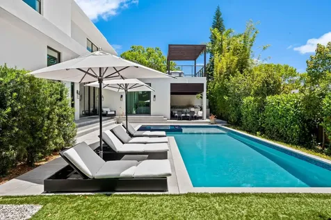 5288 Alton Road Miami Beach FL 33140