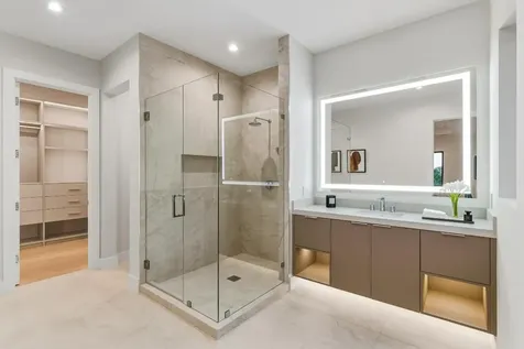 450 NE Spanish Court Boca Raton FL 33432