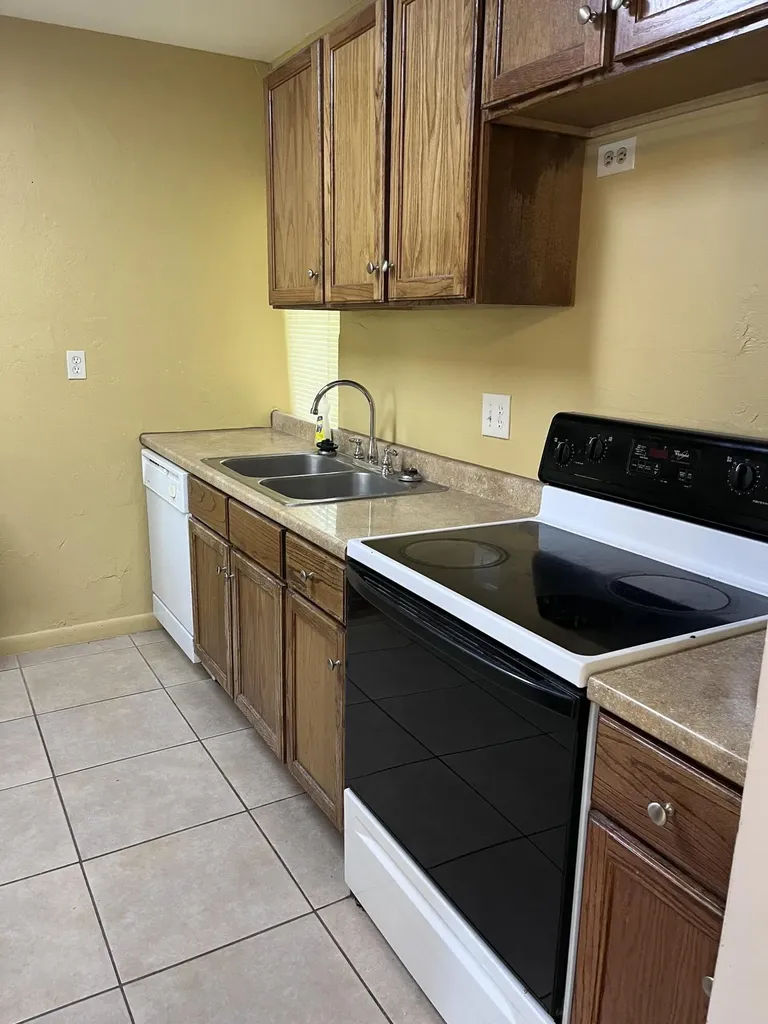 8141 SW 24th Court Davie FL 33324