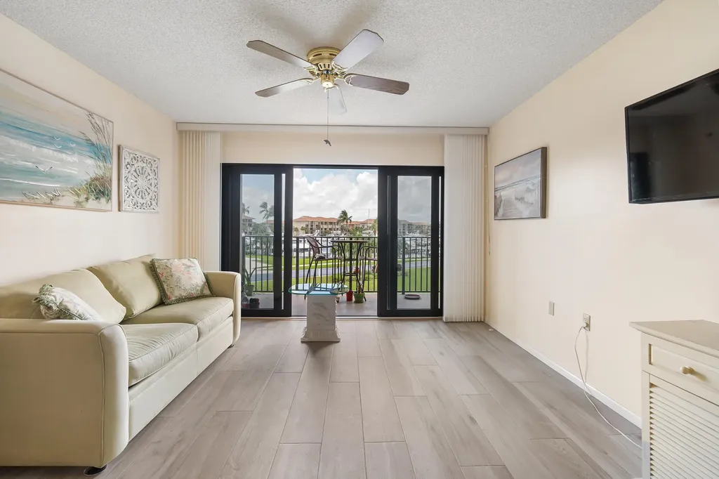 901 Seafarer Circle Jupiter FL 33477