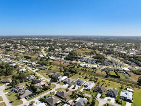 6024 NW Favian Avenue Port St Lucie FL 34986
