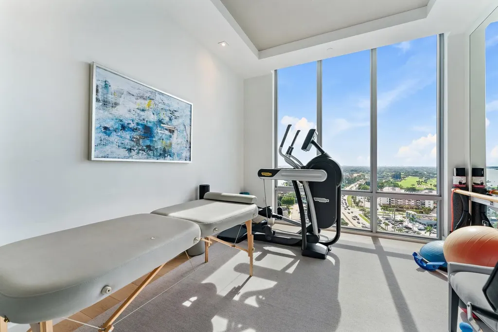 3 Water Club Way North Palm Beach FL 33408