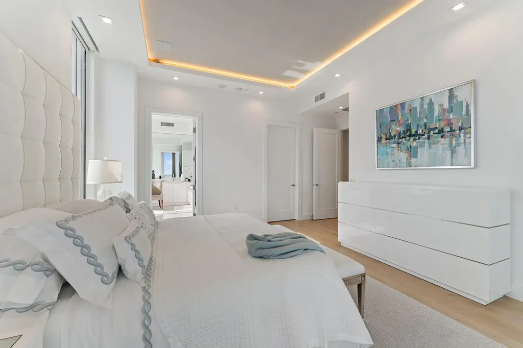 3 Water Club Way North Palm Beach FL 33408